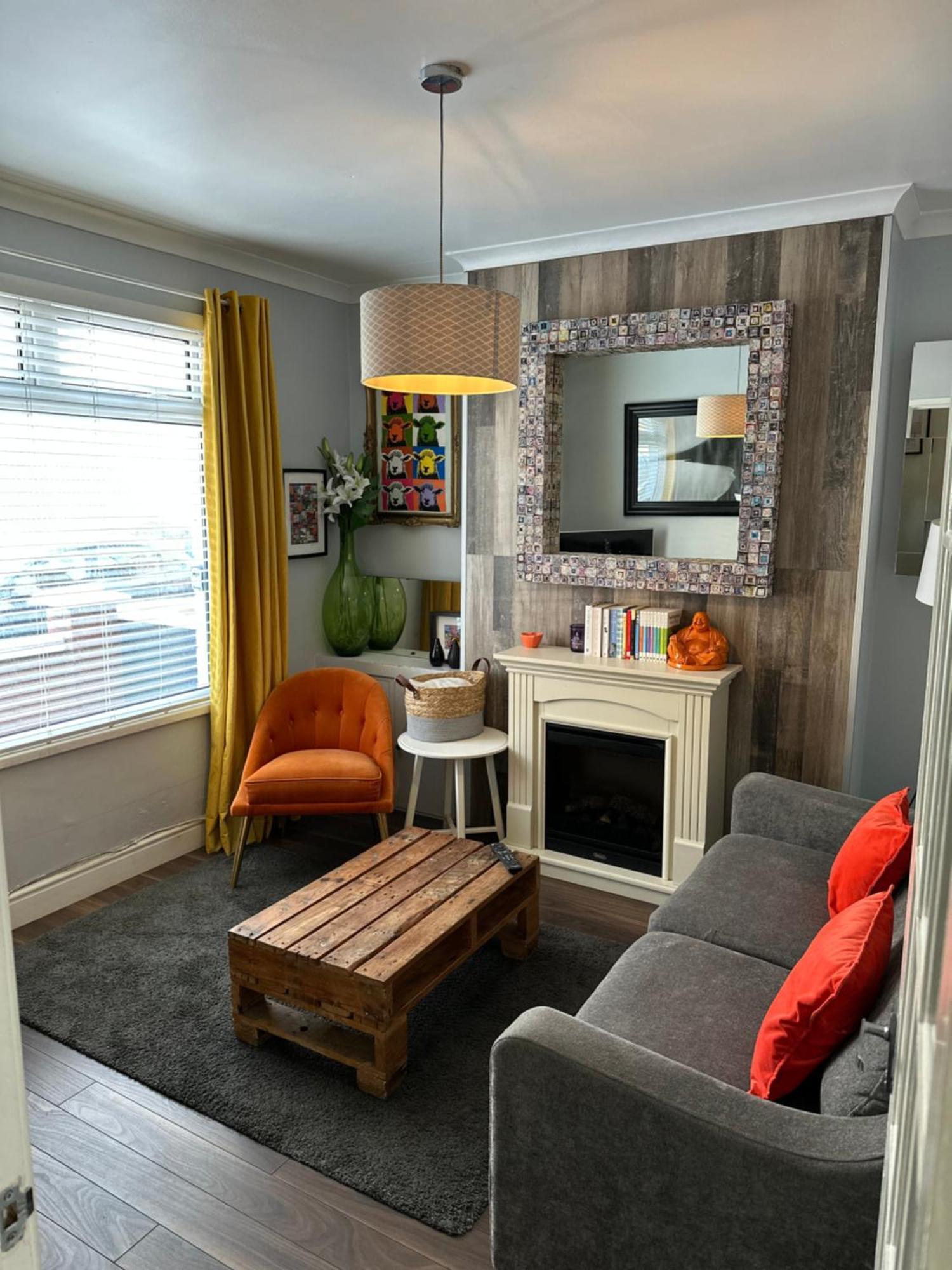 Cosy Two Bed Terraced House 7Min Drive From City Belfast Exterior foto